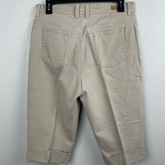 Gloria Vanderbilt Stretch Jean Shorts Size 10 EUC - Picture 4 of 5